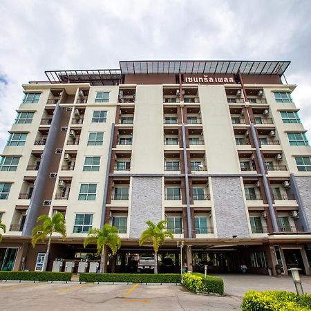 Central Place Serviced Apartment Chonburi Bagian luar foto