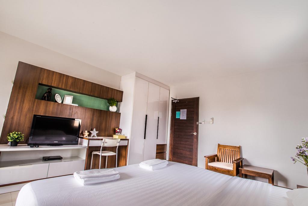 Central Place Serviced Apartment Chonburi Bagian luar foto